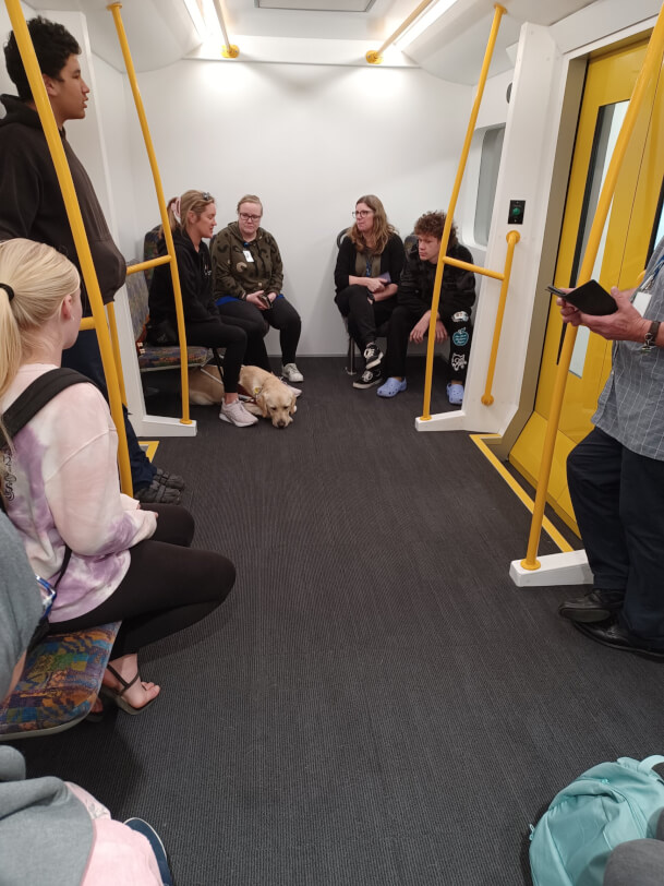 Instructor explains positioning of the guide dog scaled